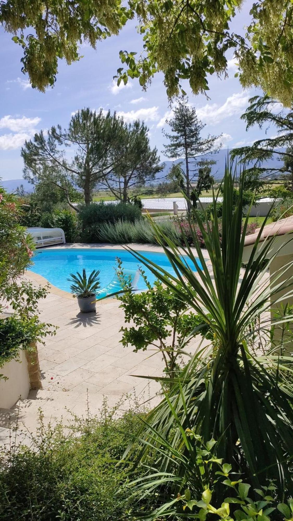 La Villa Moursoise 4 Etoiles Екстер'єр фото