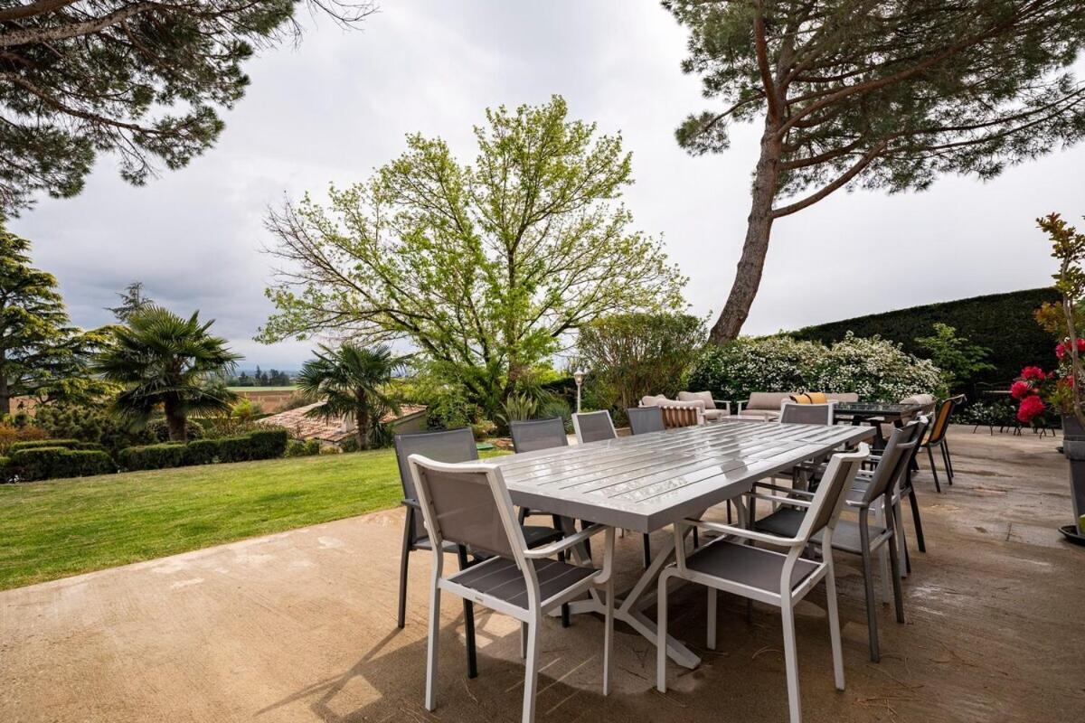 La Villa Moursoise 4 Etoiles Екстер'єр фото