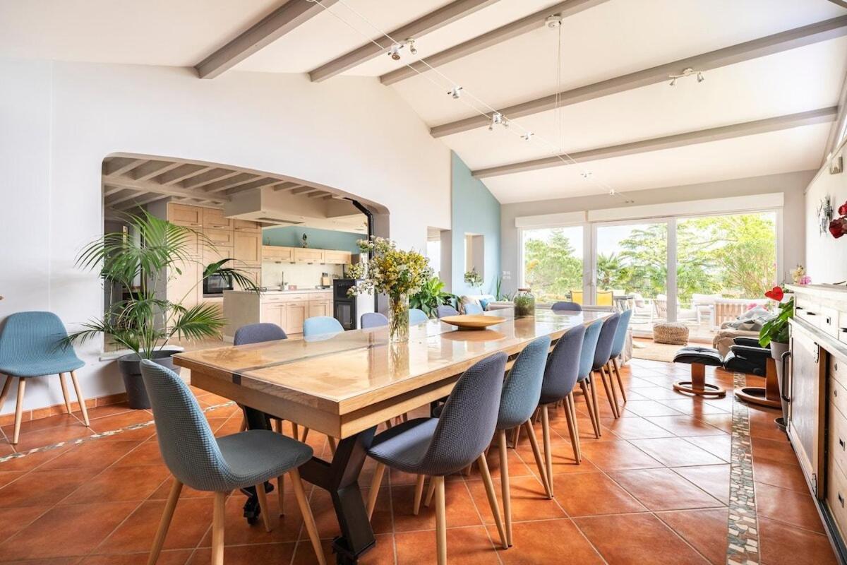 La Villa Moursoise 4 Etoiles Екстер'єр фото