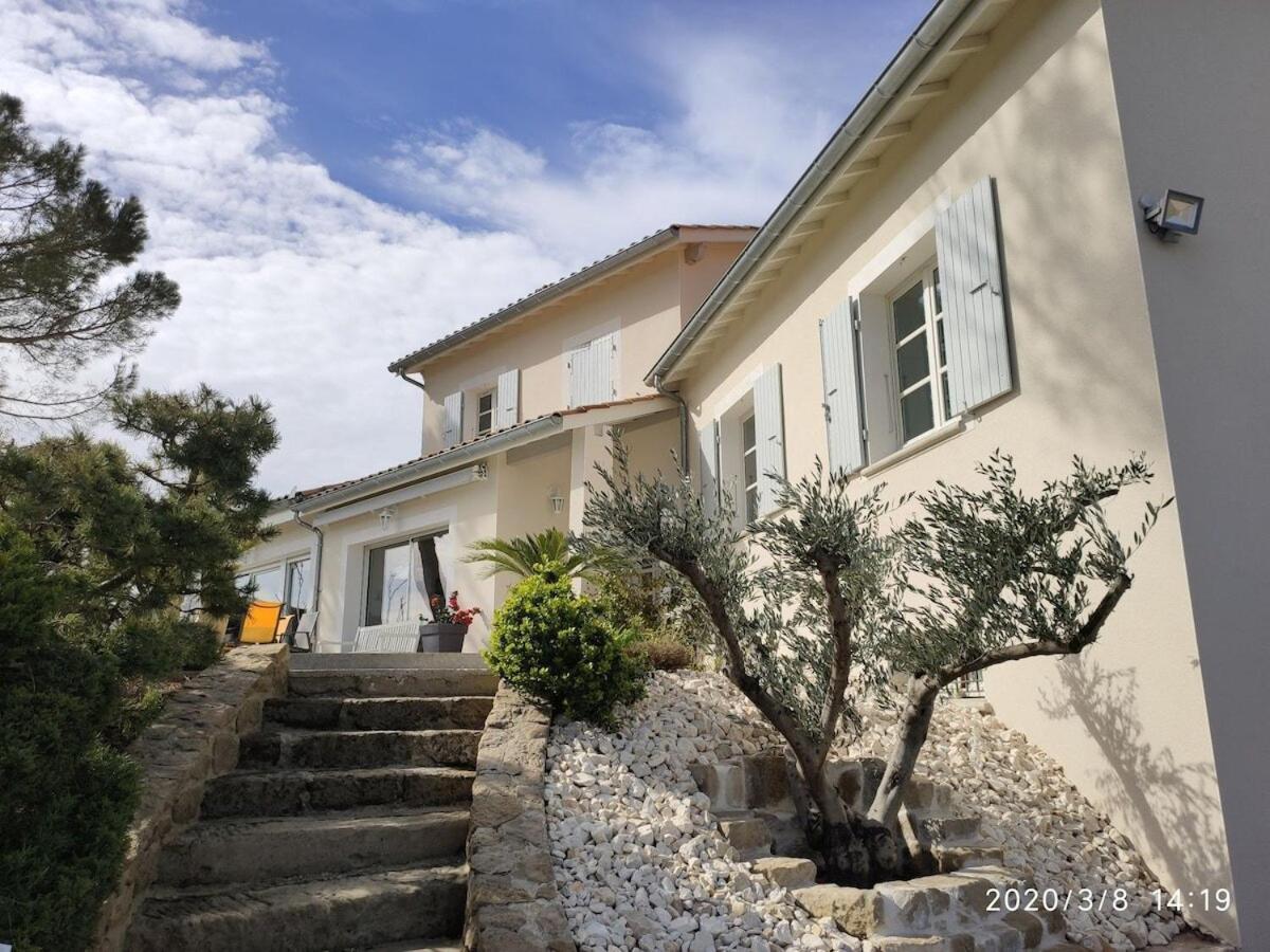 La Villa Moursoise 4 Etoiles Екстер'єр фото